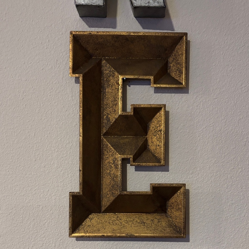 Large DREAM Wall Decor - Picture 4 of 6